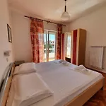 Marko Apartment Banjol