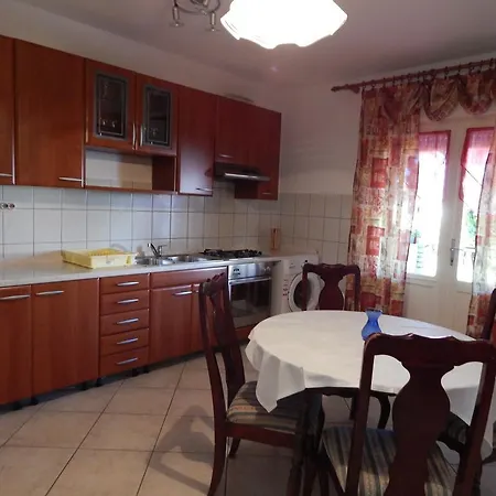 Marko Apartament Banjol